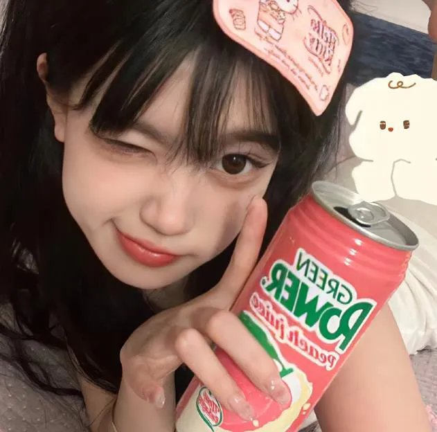 隔壁的吸血鬼美眉